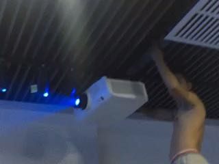 四通道融合车 今儿得弄一夜 — 四通道融合车 数字展厅项目